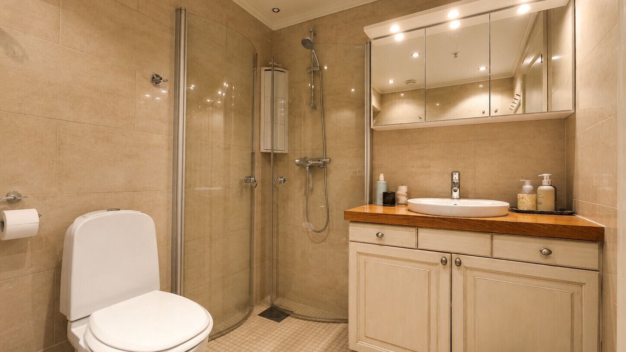 Photo of Bathroom in Hol Municipality