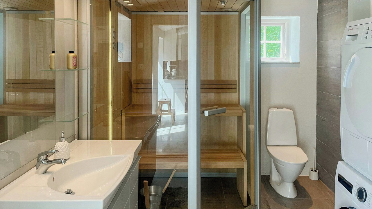 Photo of Bathroom in Klintehamn