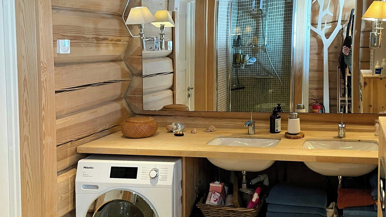 Photo of Bathroom in Fla Municipality