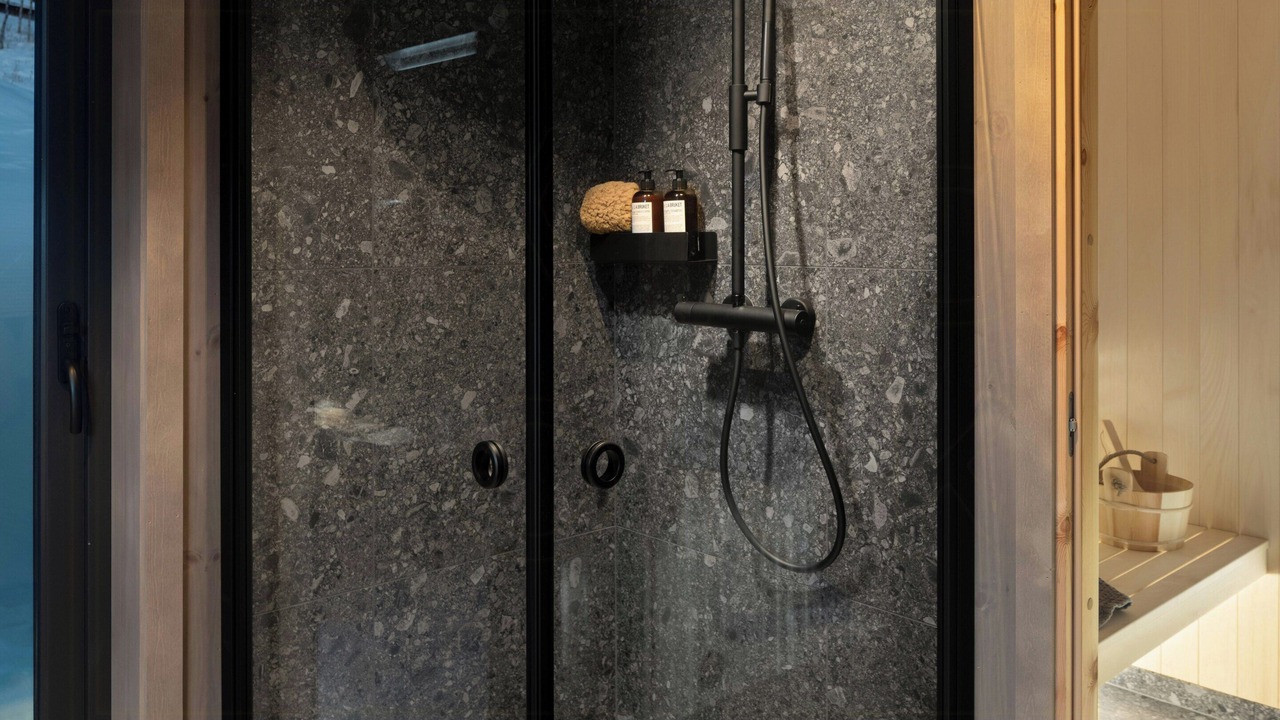 Photo of Bathroom in Hol Municipality