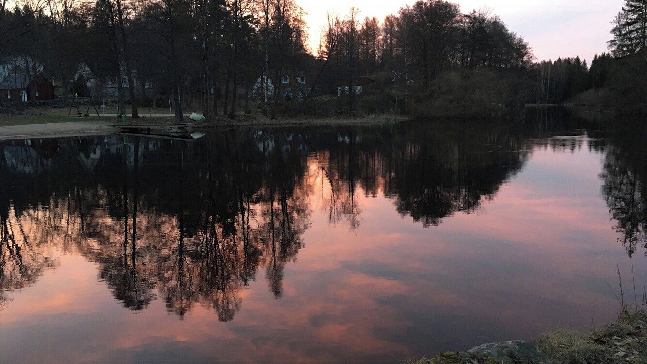 Photo of Others in Broby
