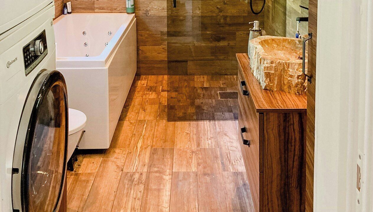 Photo of Bathroom in Adelso