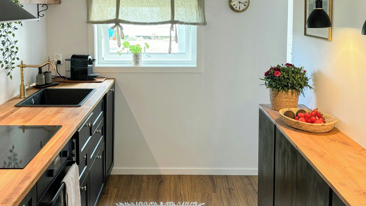 Photo of Kitchen in Hole
