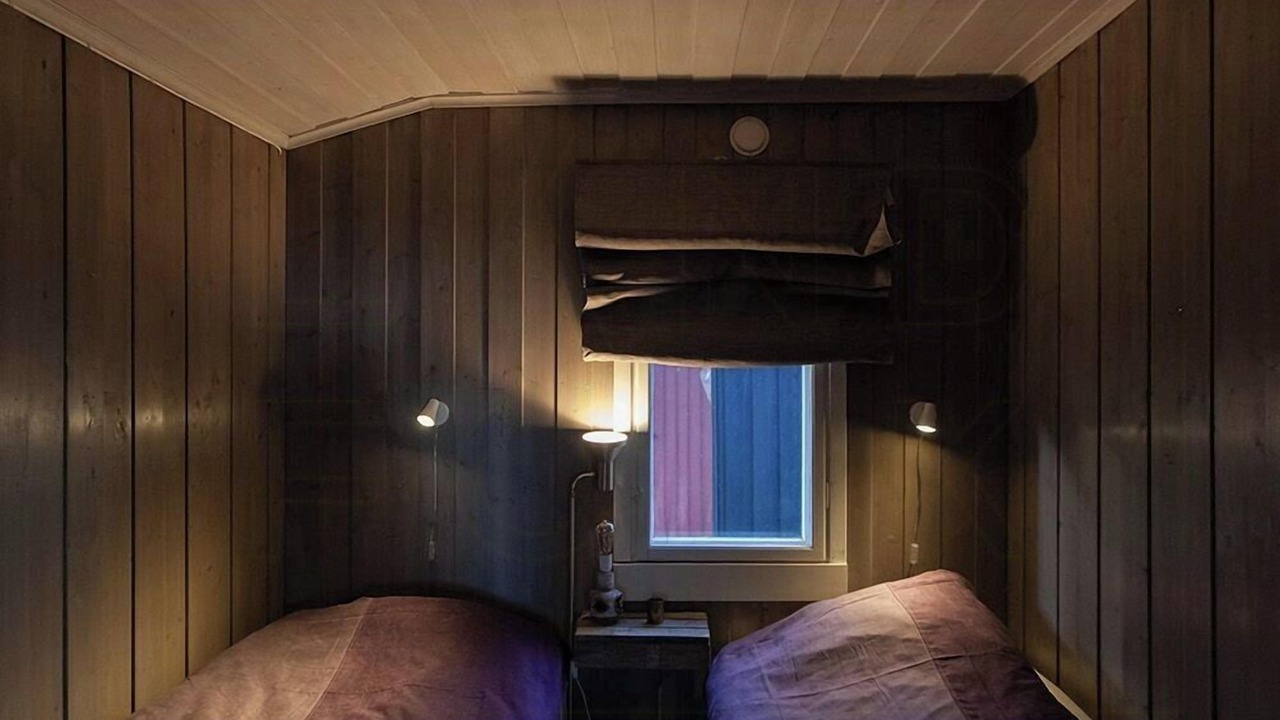 Photo of Bedroom in B