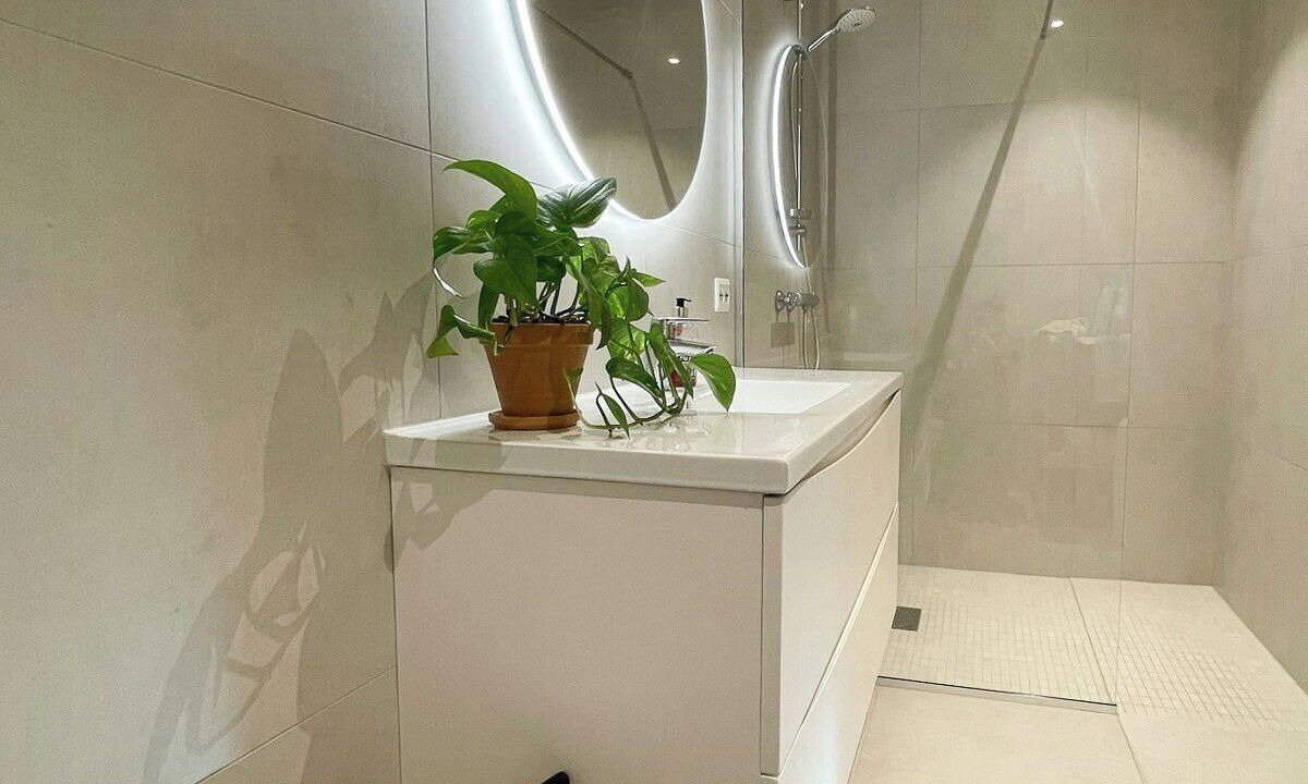 Photo of Bathroom in Fister