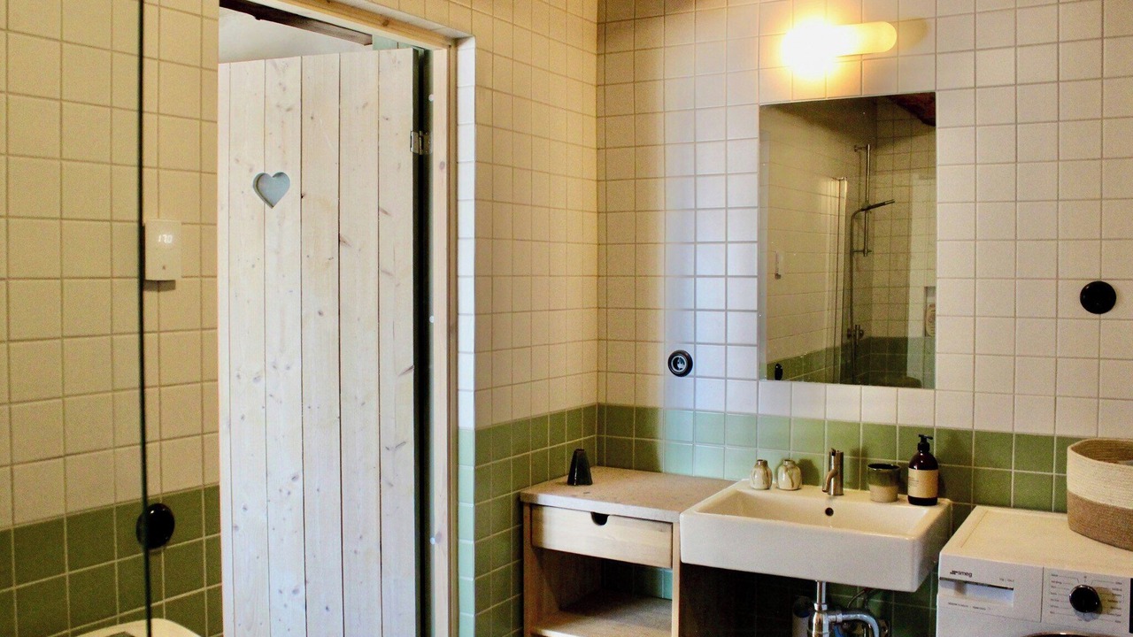 Photo of Bathroom in Burgsvik