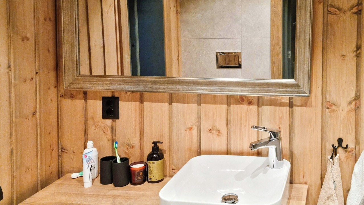 Photo of Bathroom in Al Municipality
