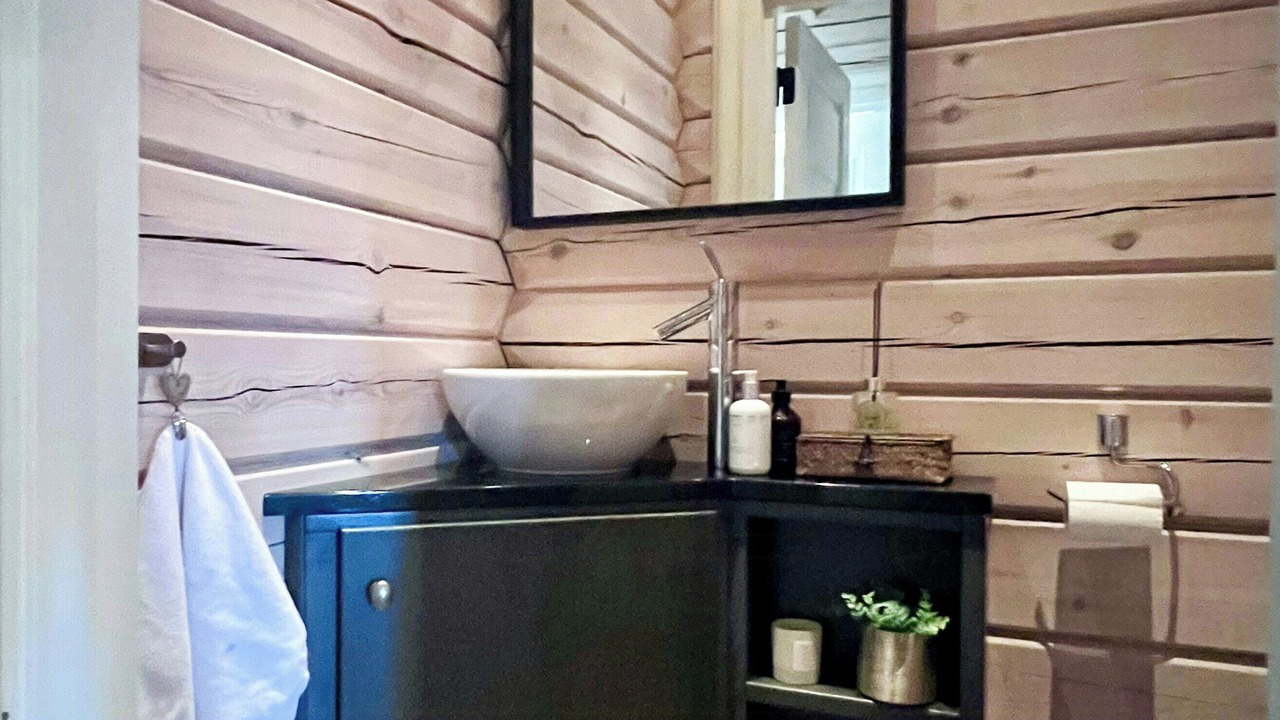 Photo of Bathroom in Os