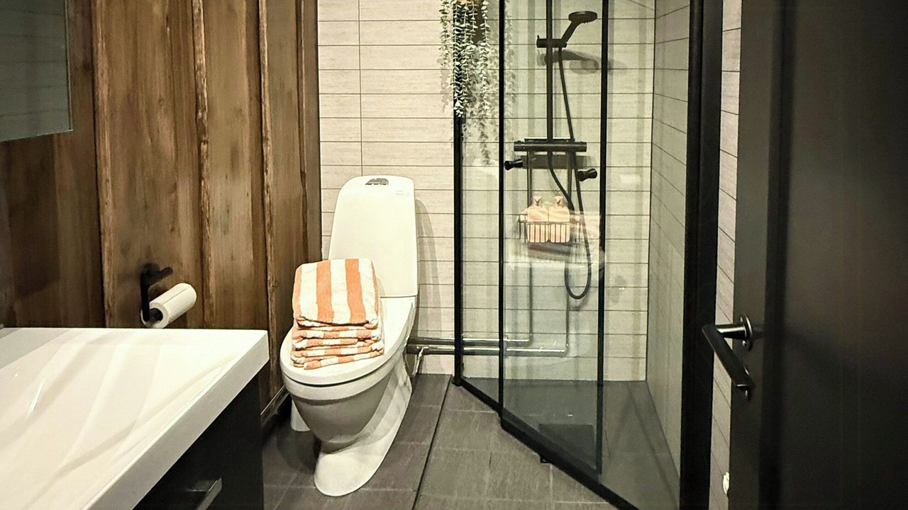 Photo of Bathroom in Mælem