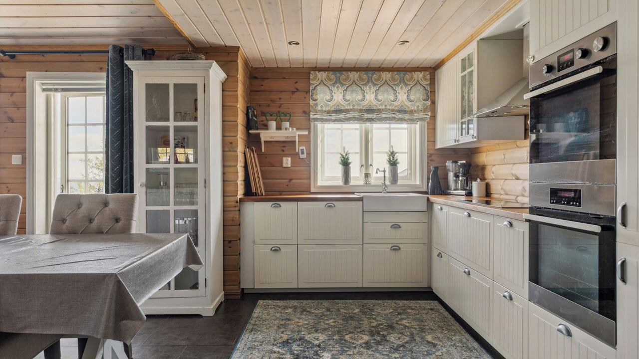 Photo of Kitchen in B