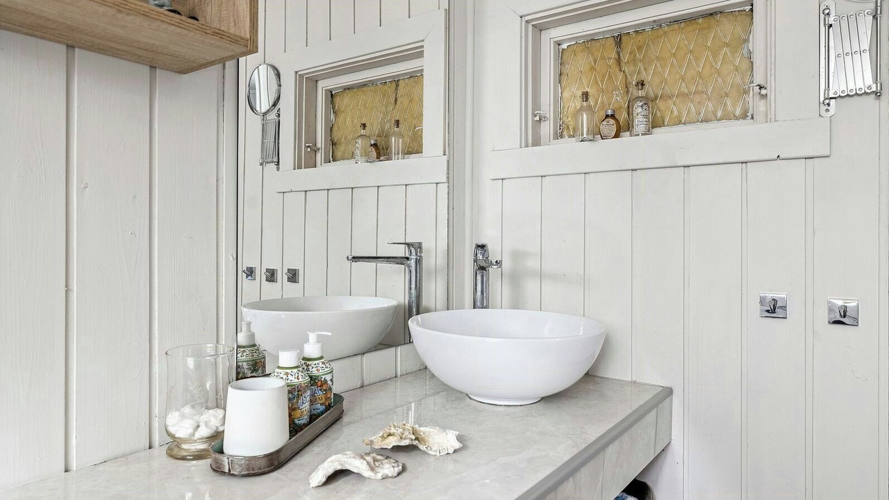 Photo of Bathroom in Mandal