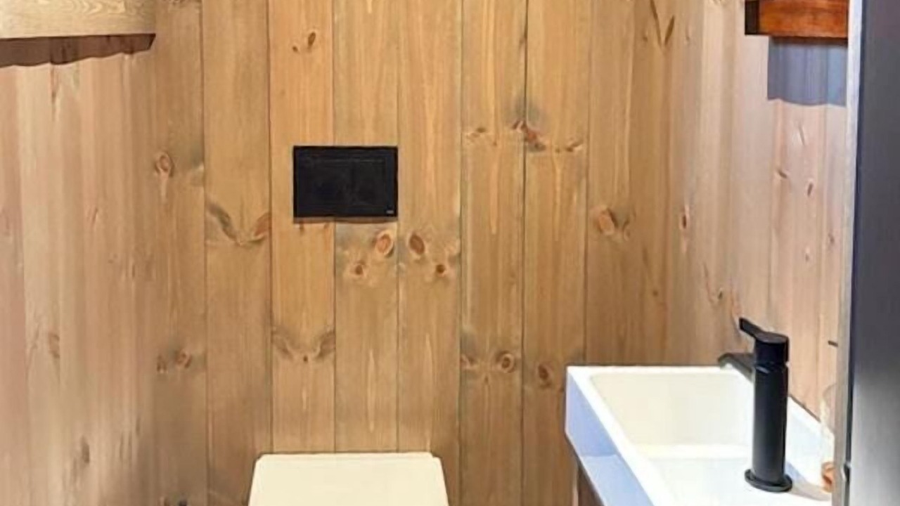 Photo of Bathroom in Al Municipality