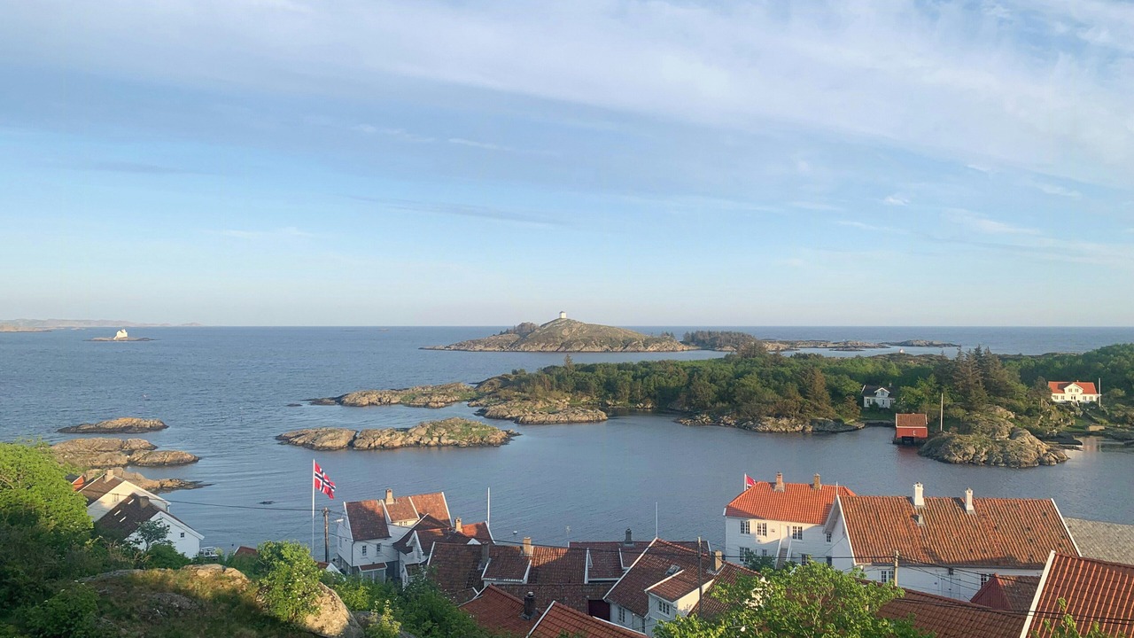 Photo of Others in Farsund