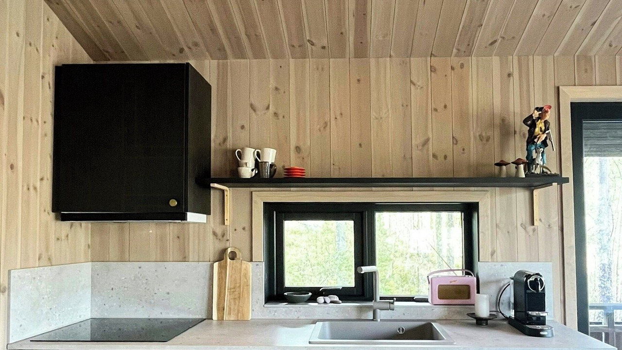 Photo of Kitchen in Flora