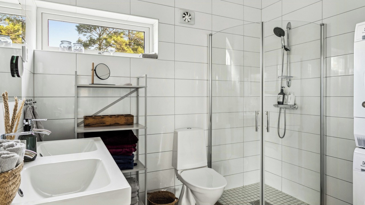 Photo of Bathroom in Klintehamn