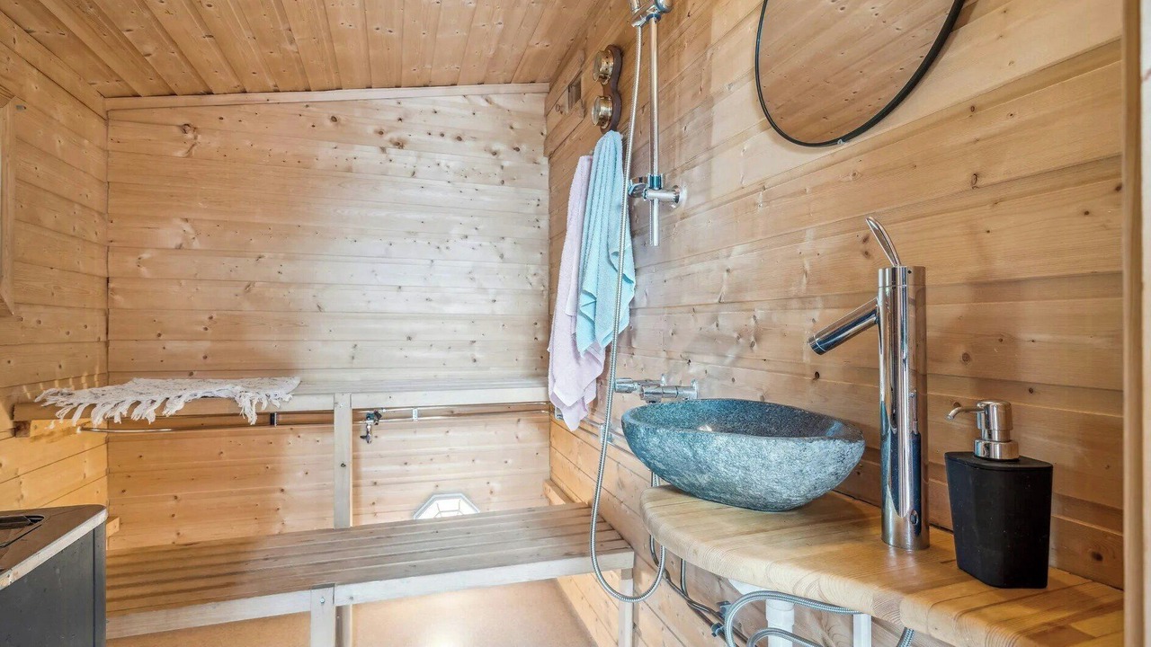 Photo of Bathroom in Trany