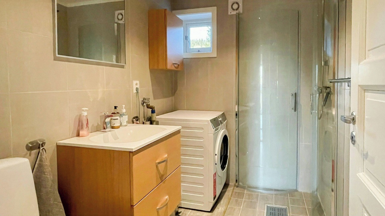 Photo of Bathroom in yer
