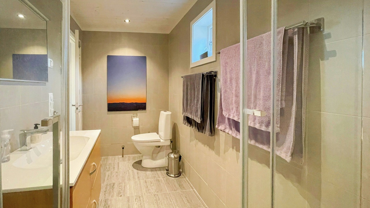 Photo of Bathroom in yer