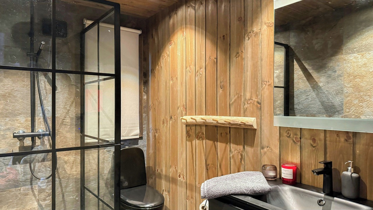 Photo of Bathroom in Rauland