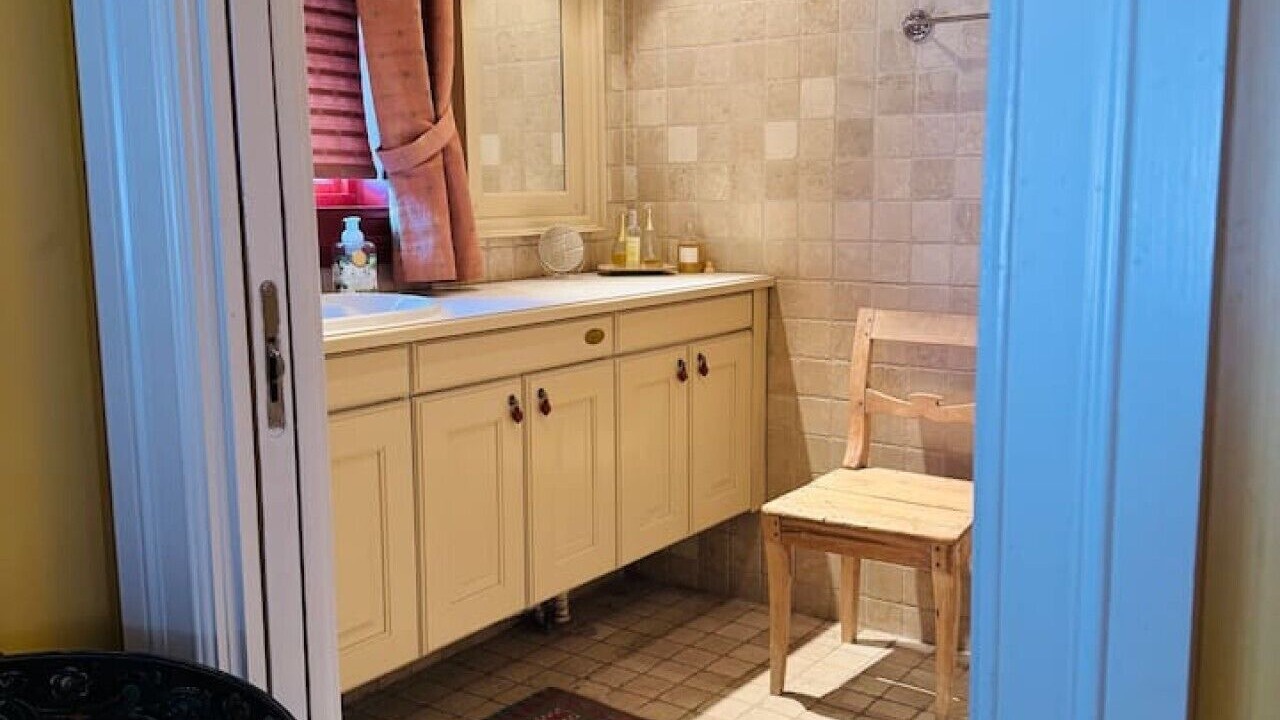 Photo of Bathroom in Hol Municipality