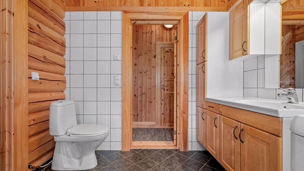 Photo of Bathroom in Os