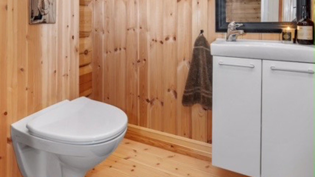 Photo of Bathroom in Os