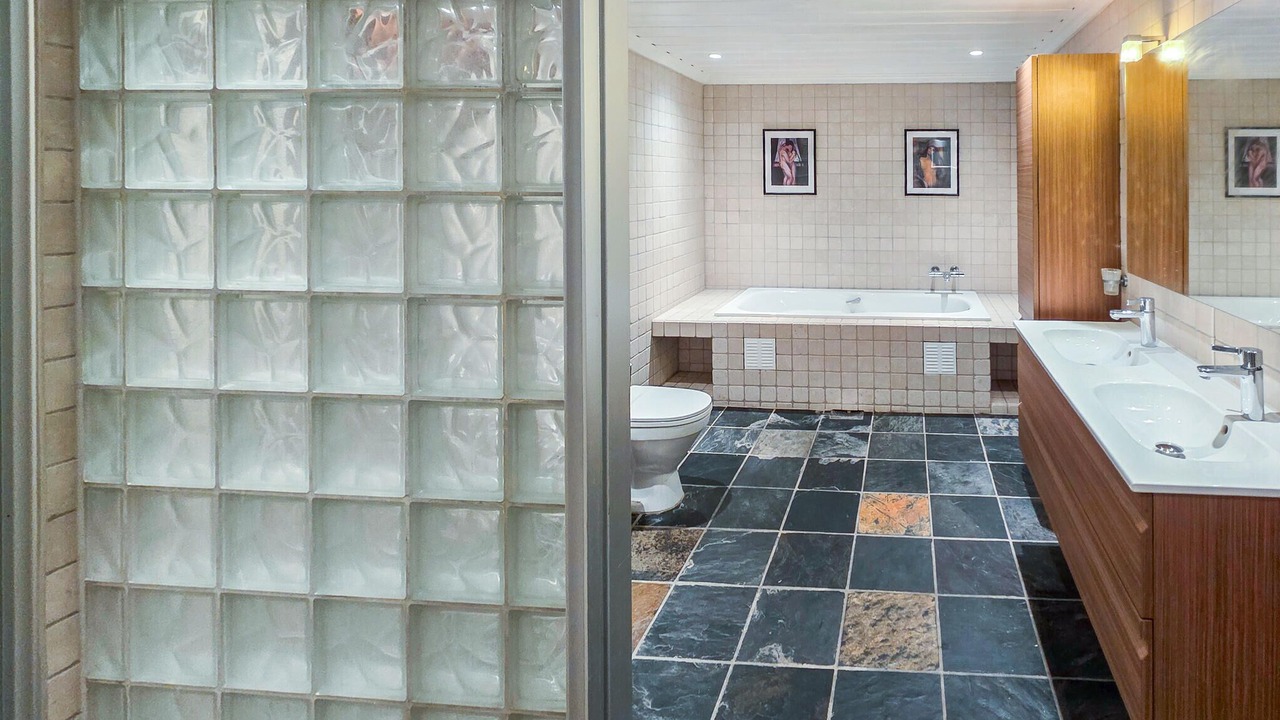 Photo of Bathroom in Ski