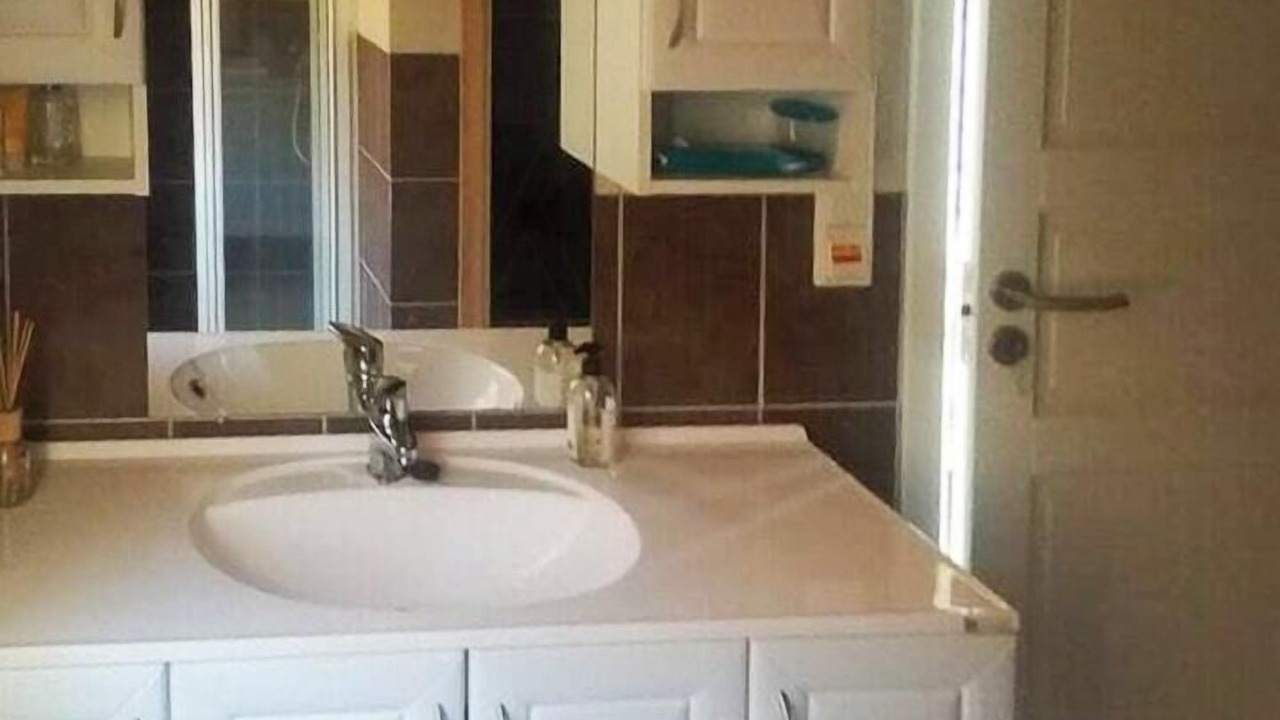 Photo of Bathroom in Kamben