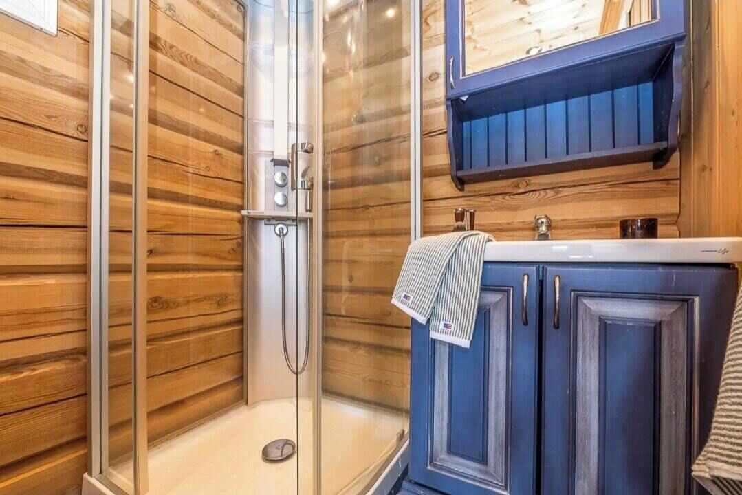 Photo of Bathroom in Mælem