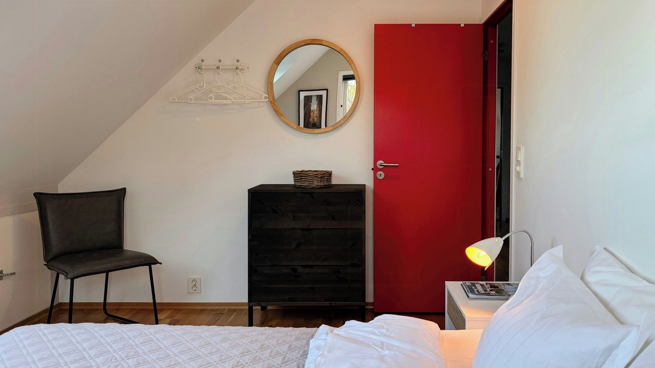 Photo of Bedroom in Bomlo