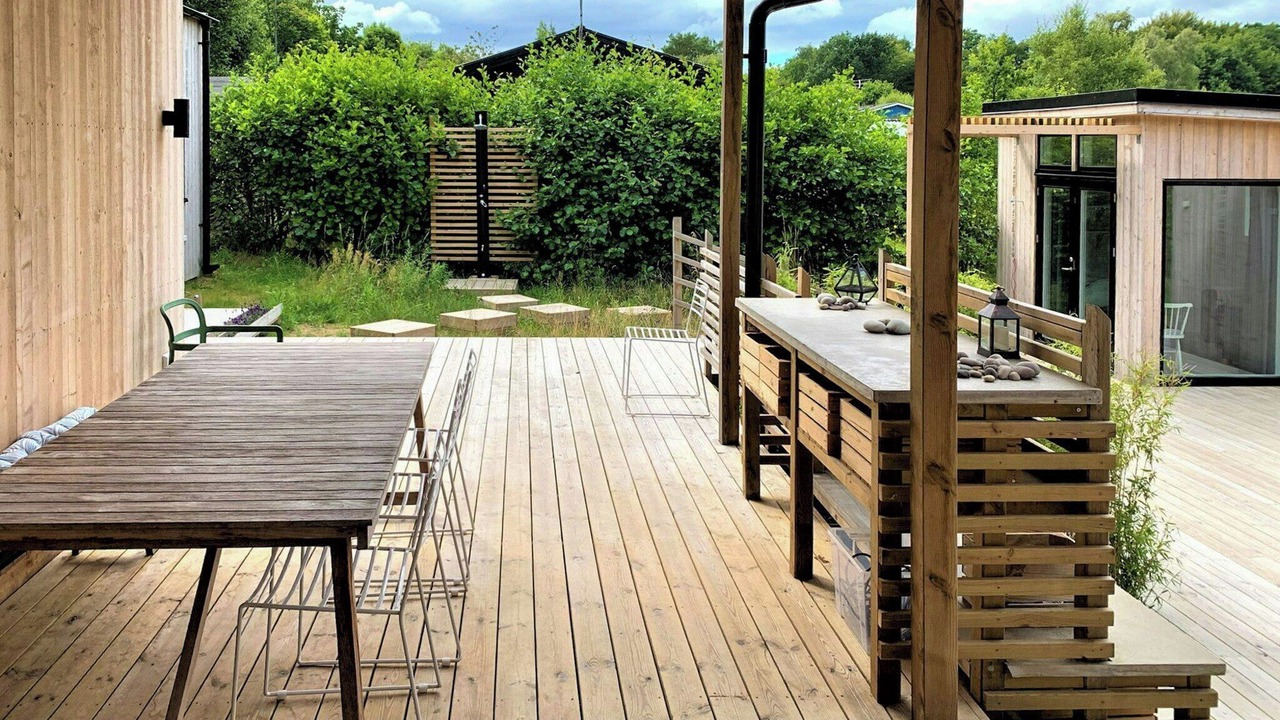 Photo of Outdoor in Listarum