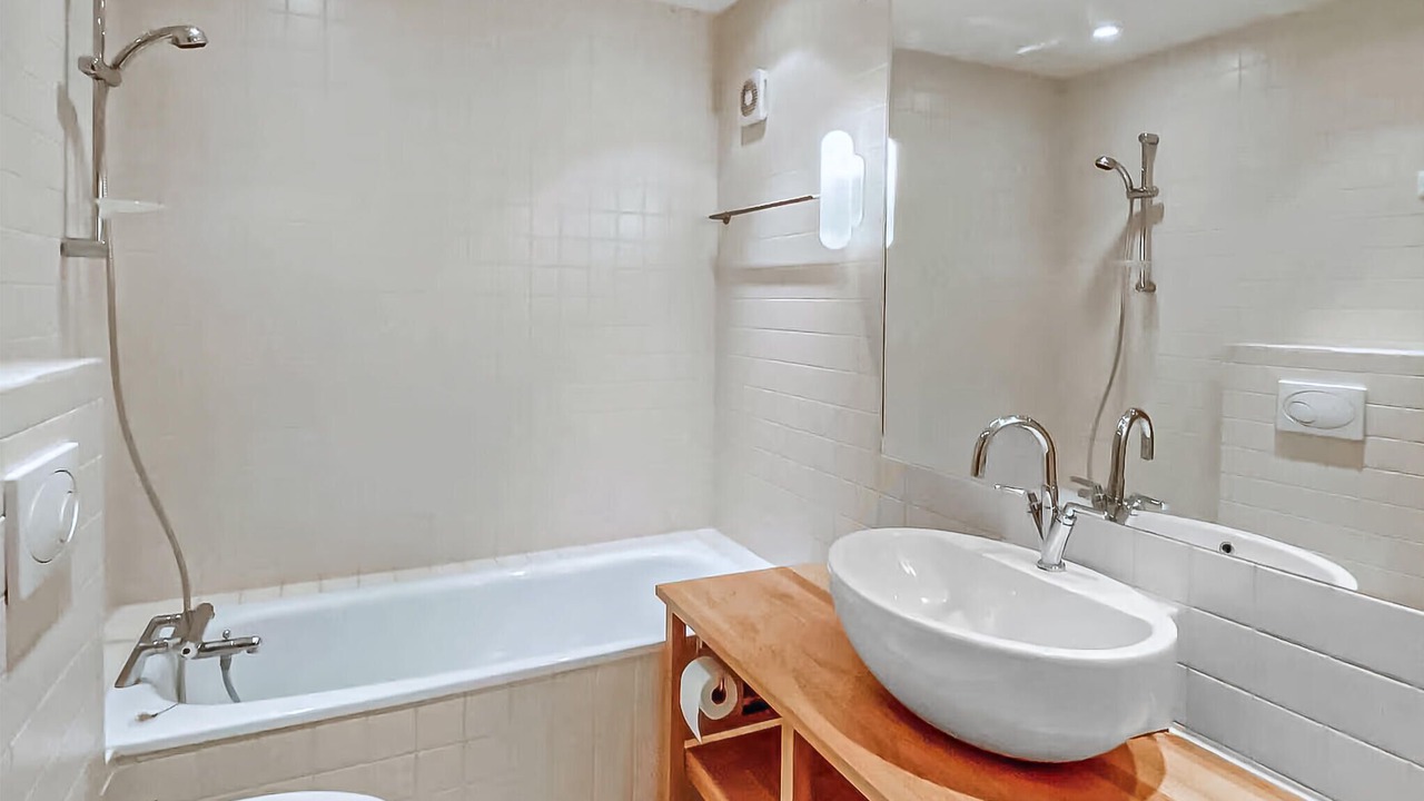 Photo of Bathroom in Rollag