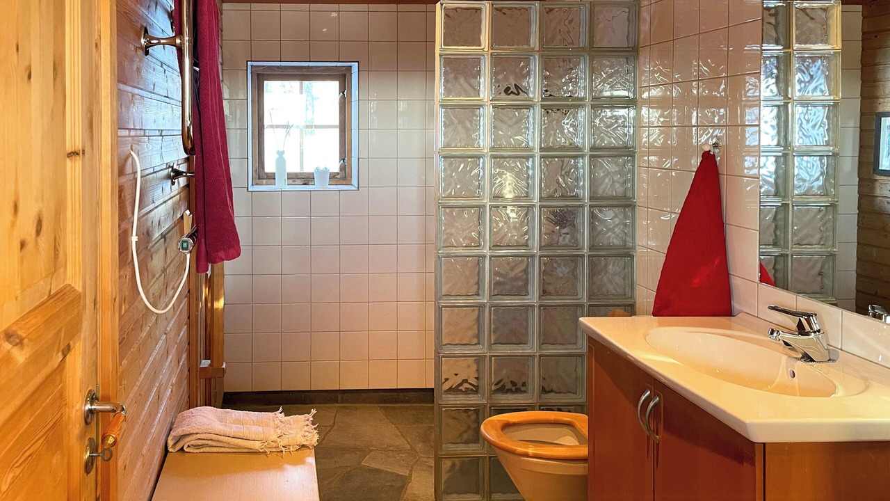 Photo of Bathroom in Kroderen