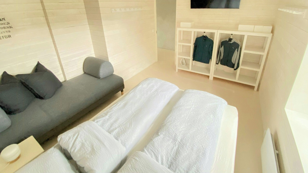 Photo of Bedroom in Henningsvaer