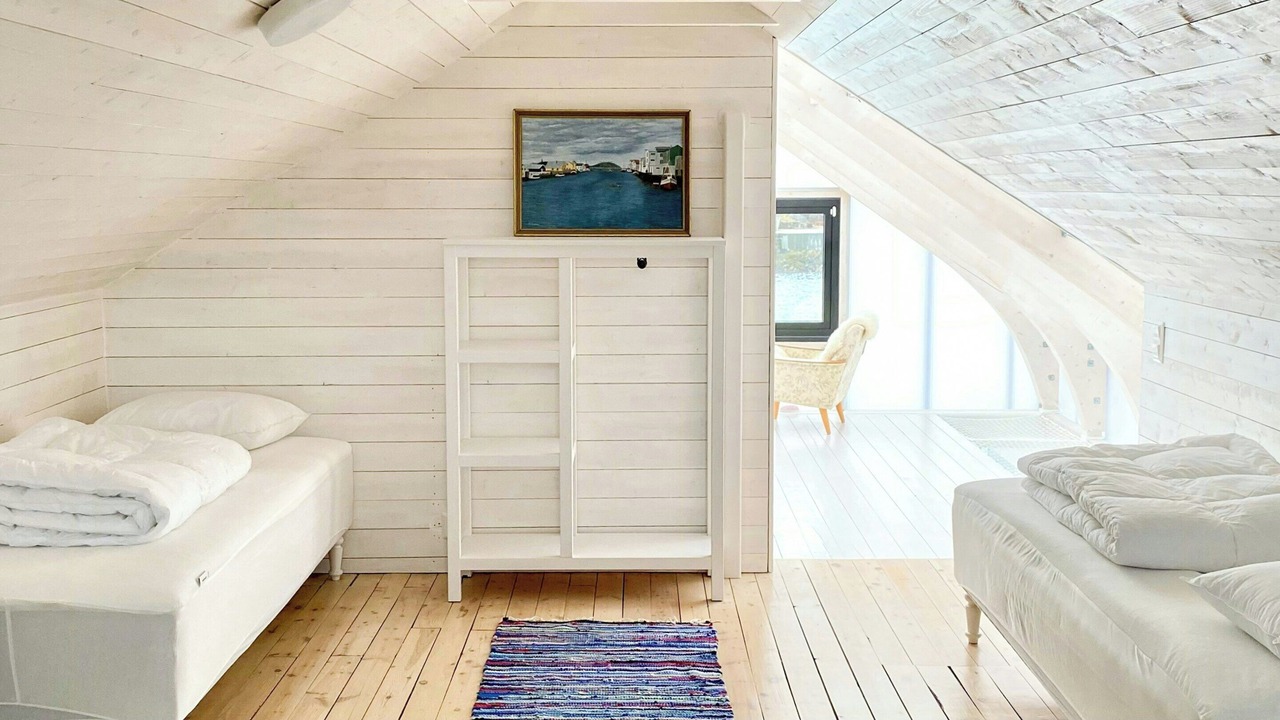 Photo of Bedroom in Henningsvaer