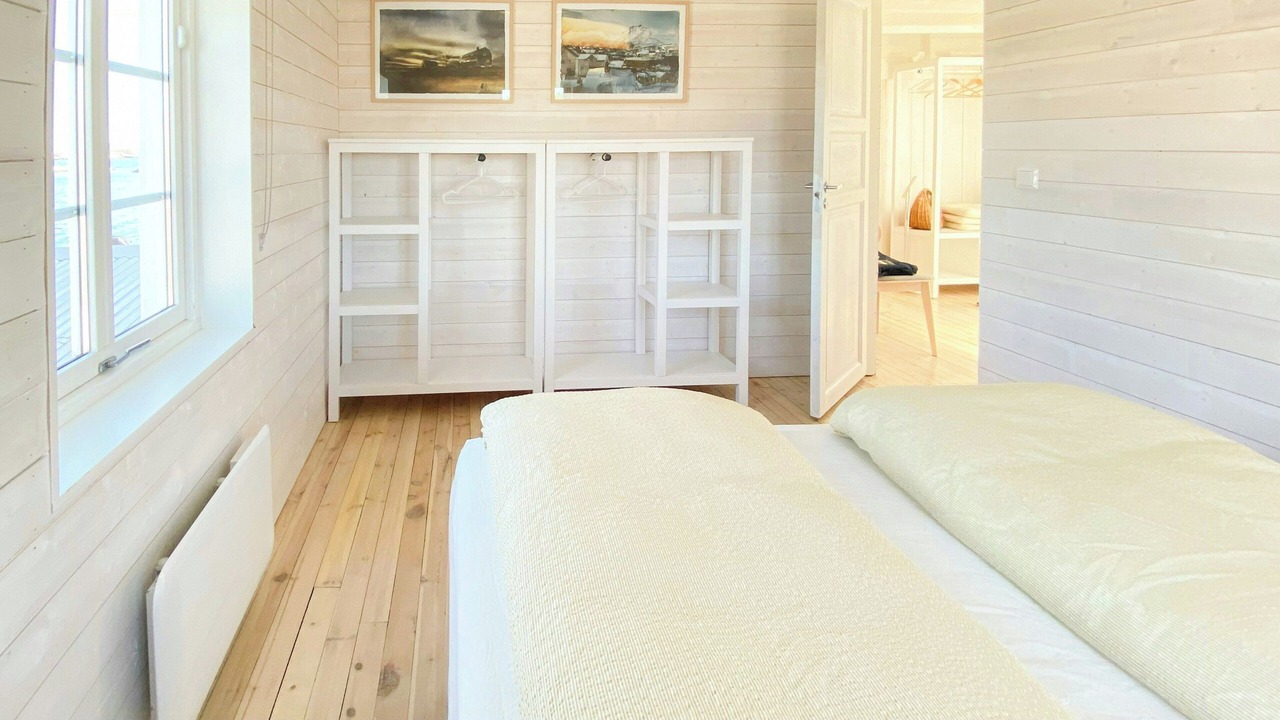 Photo of Bedroom in Henningsvaer