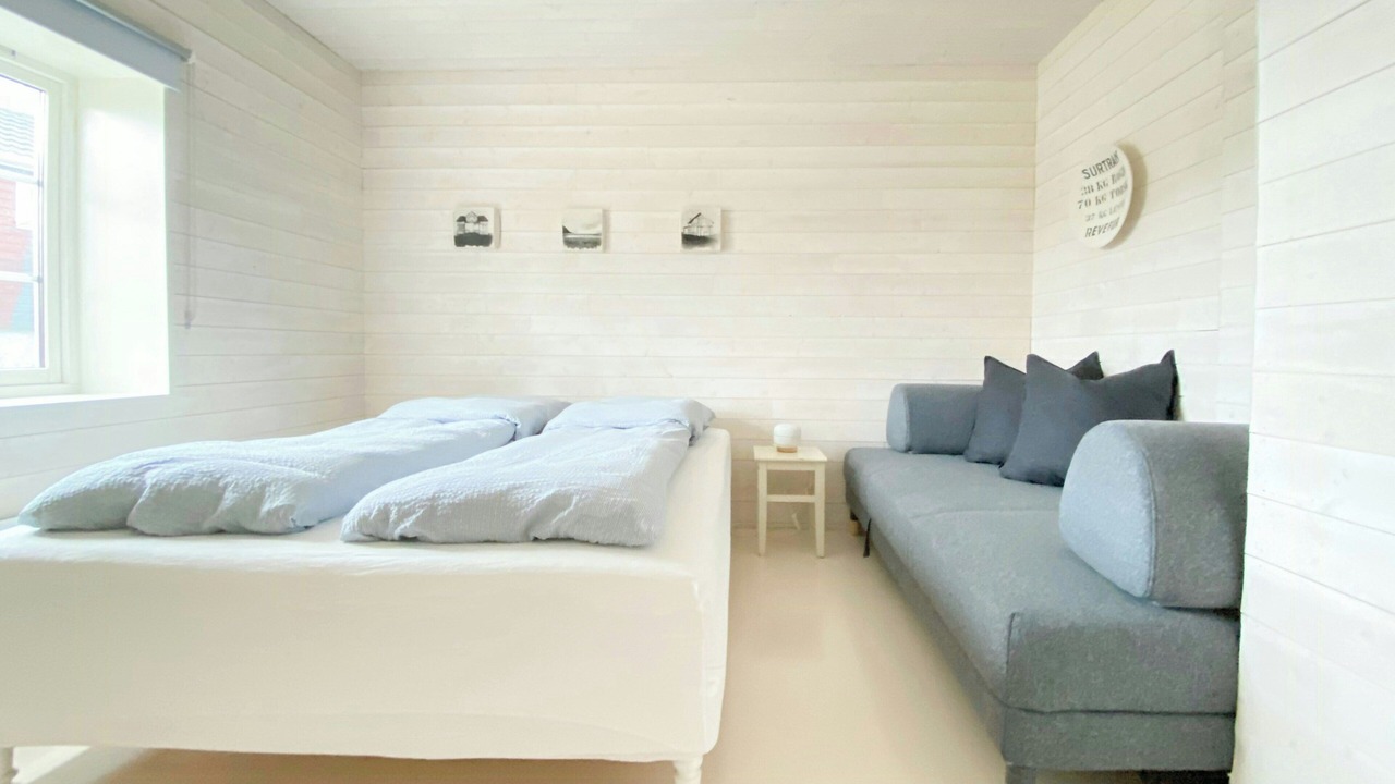 Photo of Bedroom in Henningsvaer