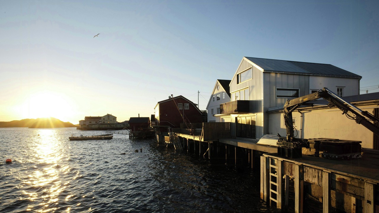 Photo of Others in Henningsvaer