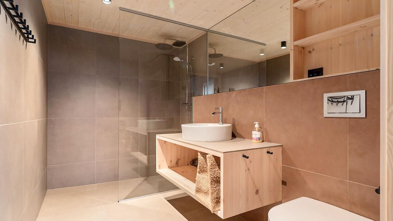 Photo of Bathroom in Haugastol