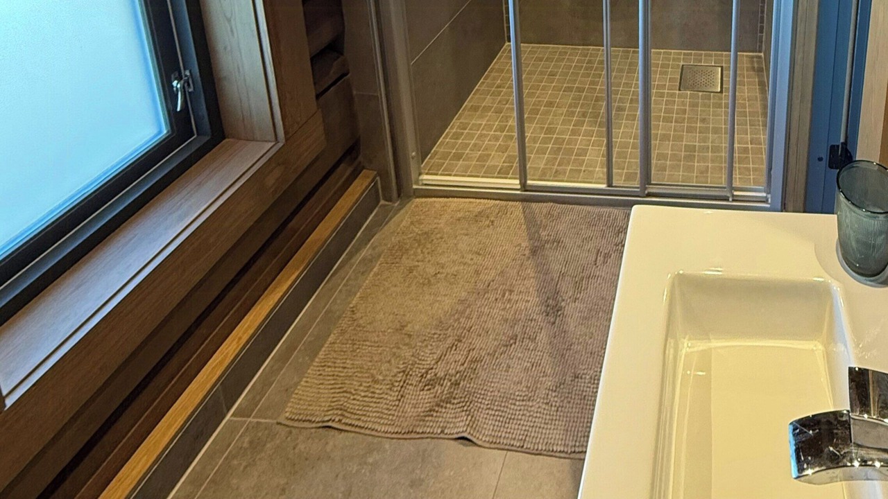 Photo of Bathroom in yer