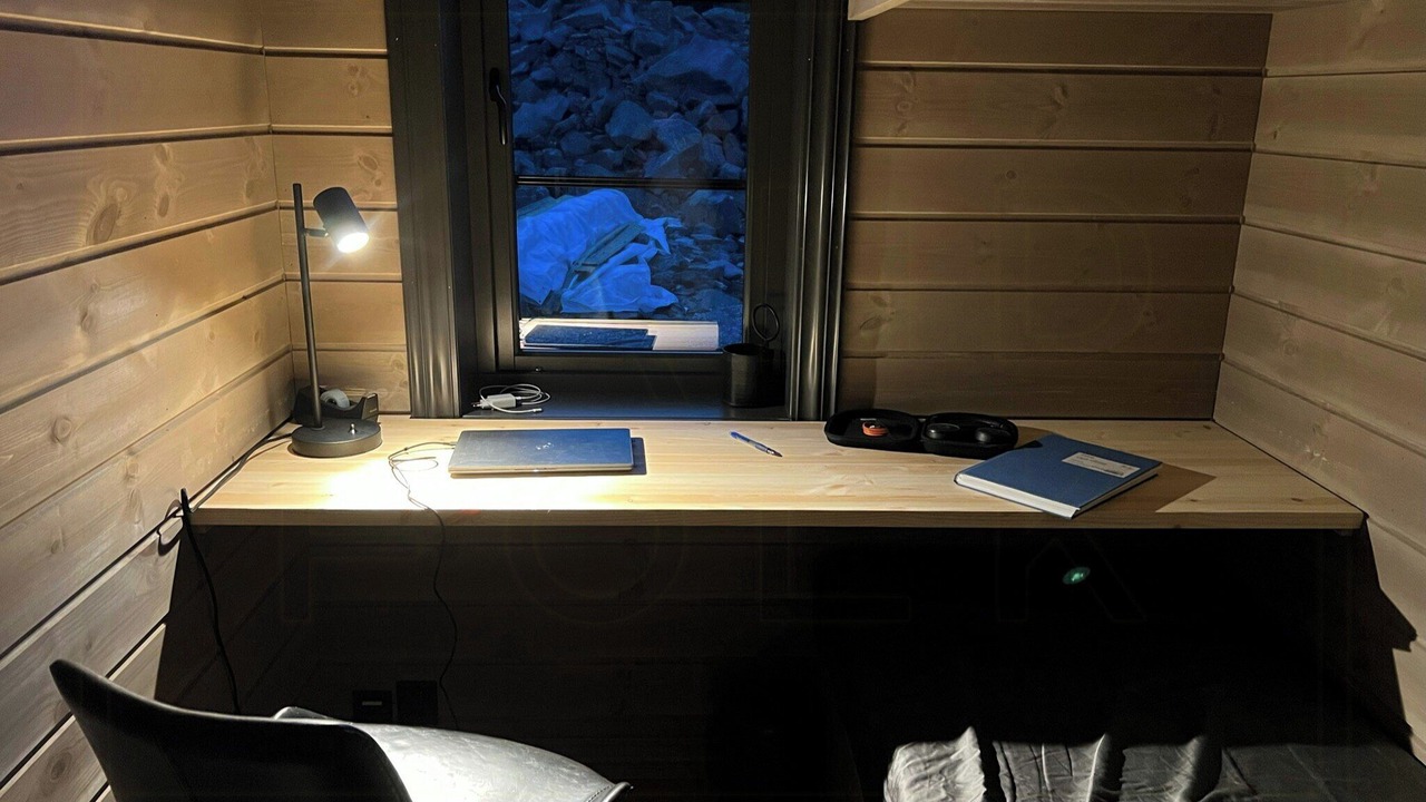 Photo of Bedroom in Luster