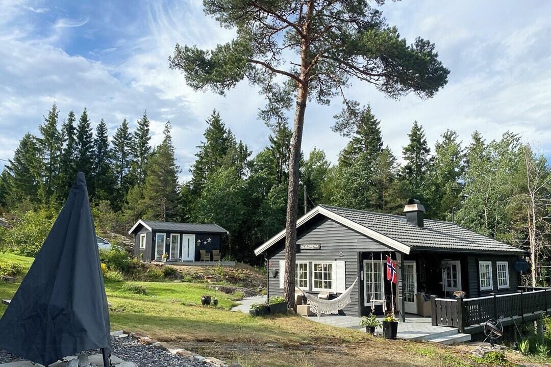 Photo of Outdoor in Marker