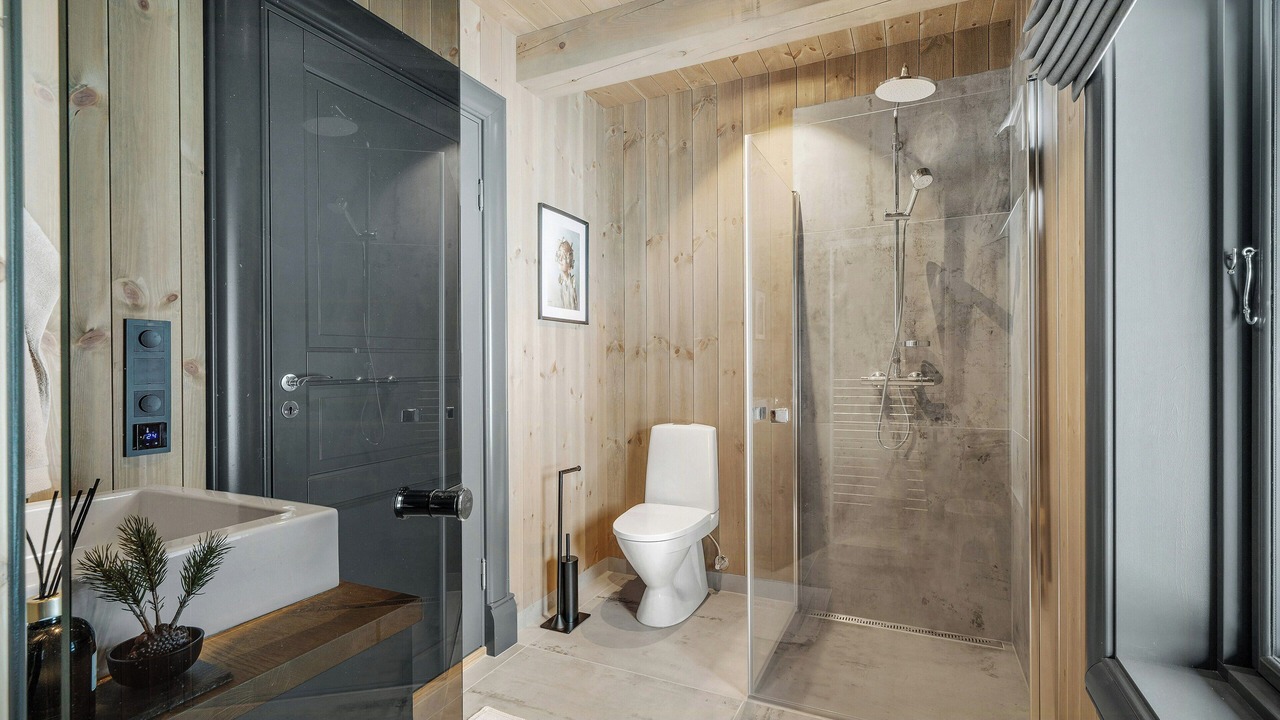 Photo of Bathroom in Hol Municipality