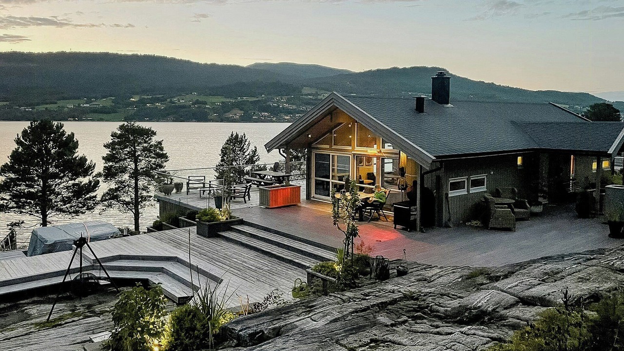 Photo of Patio Balcony in Eidsvag