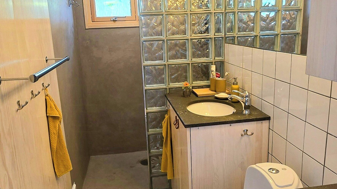 Photo of Bathroom in Tanum