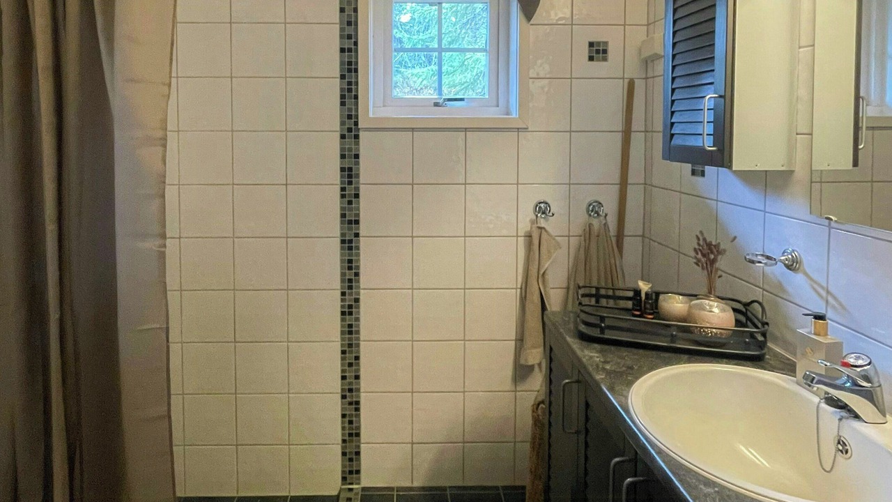 Photo of Bathroom in Mælem