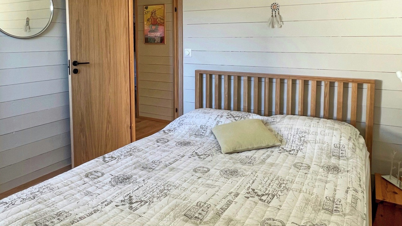 Photo of Bedroom in Fister