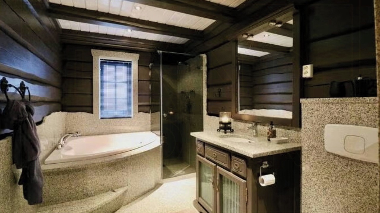 Photo of Bathroom in Atra