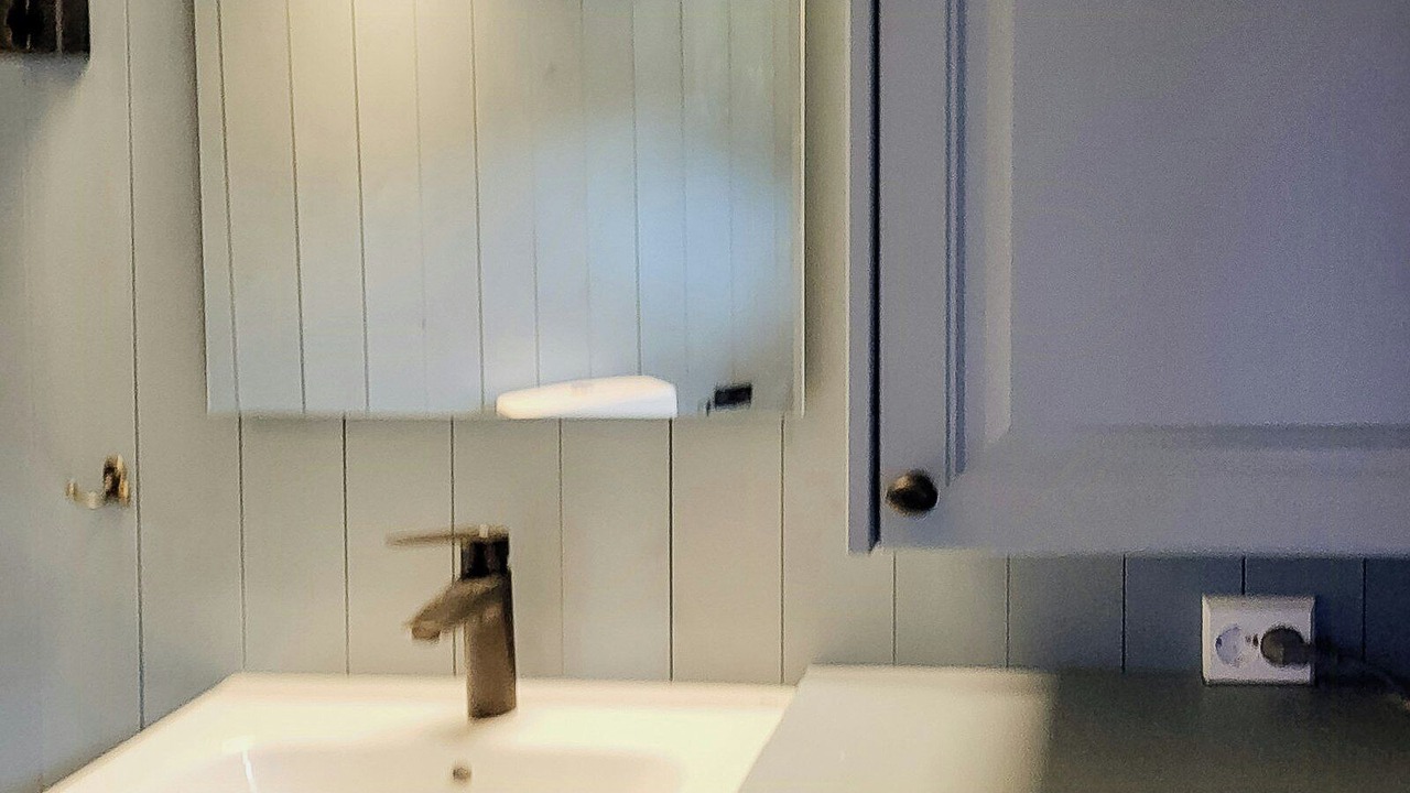 Photo of Bathroom in Kamben