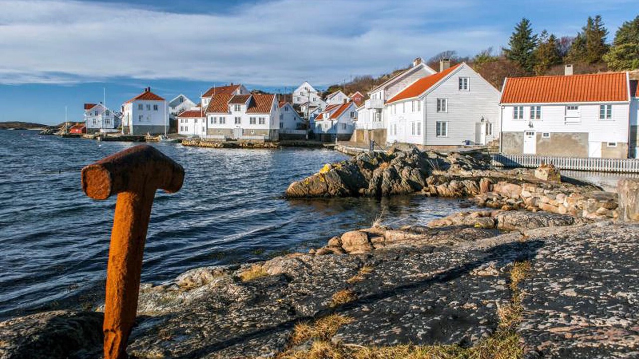 Photo of Others in Farsund